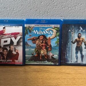 Blu-ray Bundle 3 movies Moana, Spy, and Aquaman